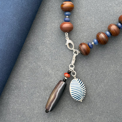 THE WANDERER'S AMULET
