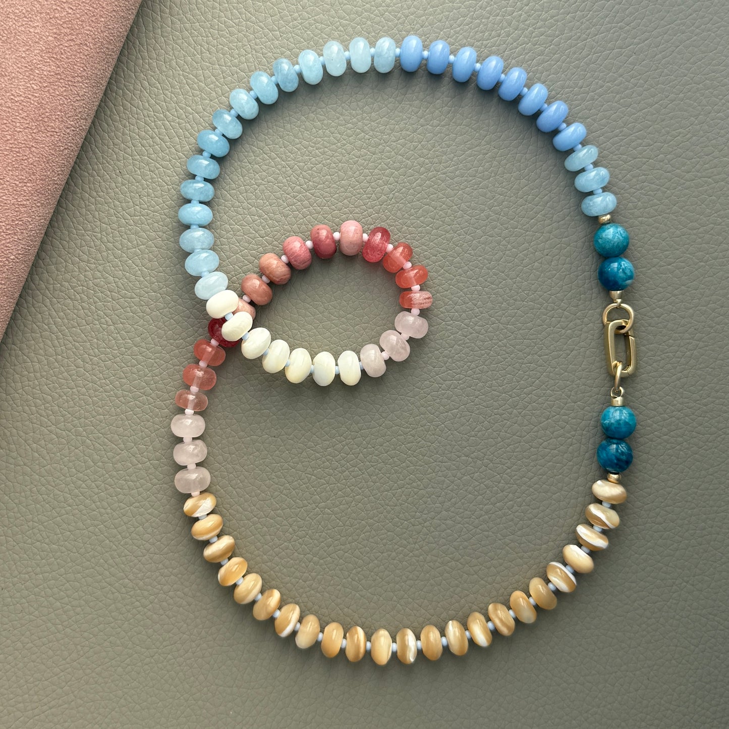 Dune Blossom : mother of pearl, rhodonite, chalcedony, pink quartz, chalcedony and aquamarine - Natural Gemstone Beaded Necklace